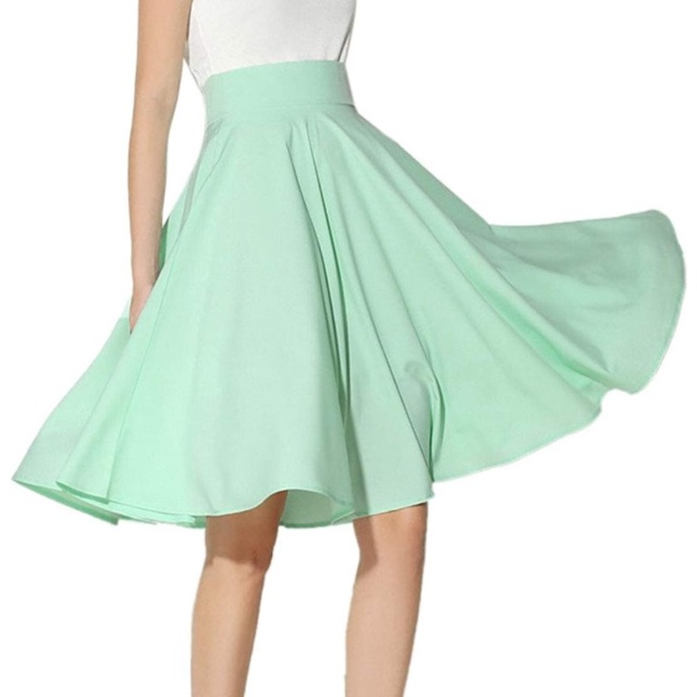 Mint green flared skirt NWT